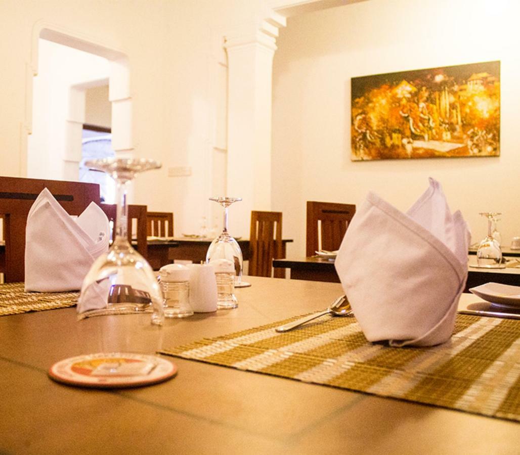 Miura Dutch Edge Hotel Negombo Kültér fotó